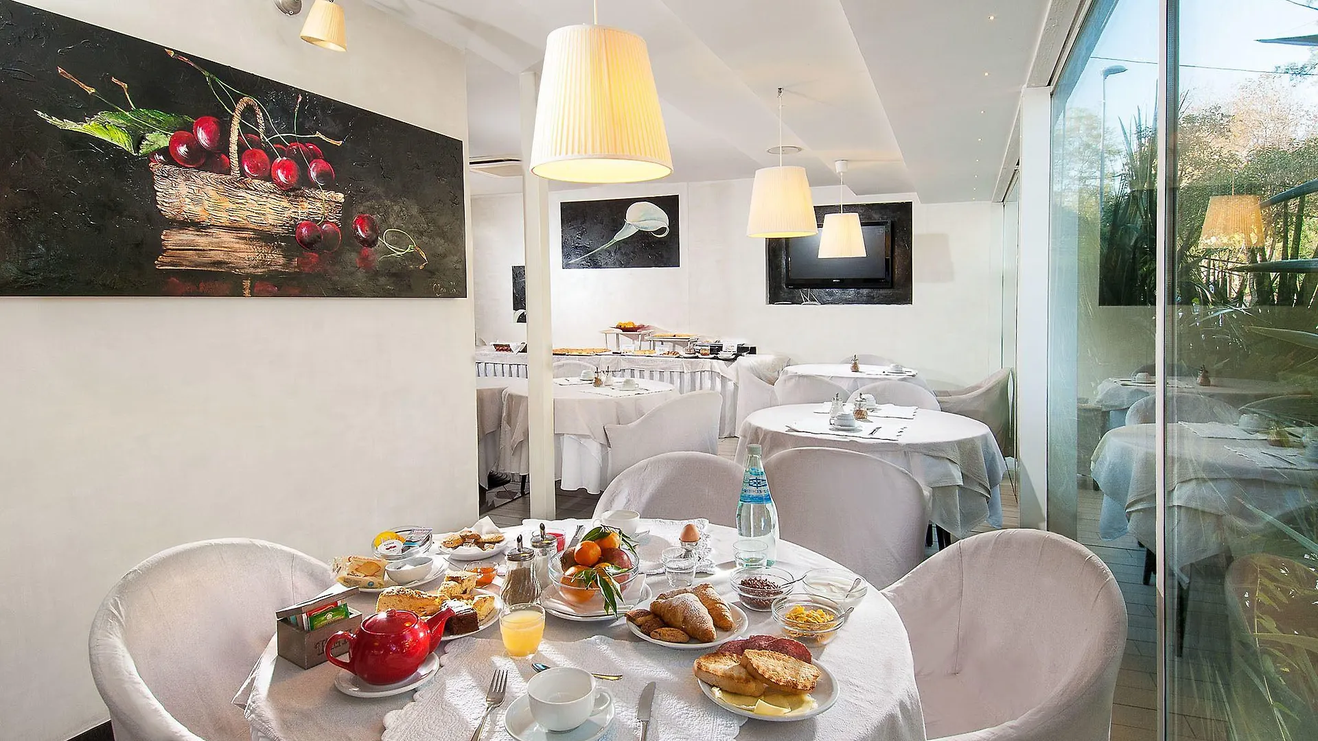 6 Hotel Centrali a Pesaro Vicino alla Vitrifrigo Arena